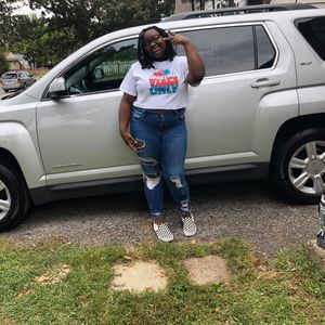 Meet your Posher, Lena